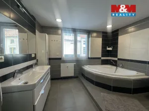 Pronájem bytu 3+kk, Olomouc - Nové Sady, Húskova, 82 m2