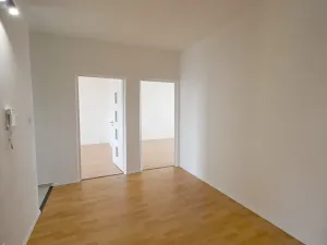 Pronájem bytu 2+1, Poběžovice, Budovatelů, 70 m2