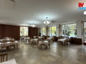 Prodej restaurace, Olomouc - Neředín, Politických vězňů, 730 m2