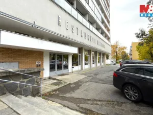 Prodej restaurace, Olomouc - Neředín, Politických vězňů, 730 m2