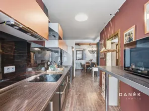 Prodej rodinného domu, Ivančice, Jana Schwarze, 210 m2