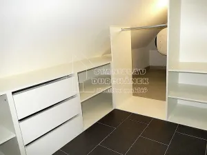 Pronájem bytu 1+kk, Praha - Kobylisy, Střelničná, 43 m2