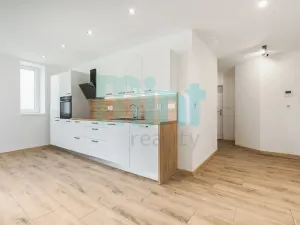 Pronájem bytu 2+kk, Háj ve Slezsku, Slezská, 63 m2