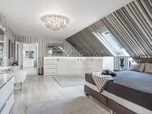 Prodej rodinného domu, Zeleneč, Štefánikova, 540 m2