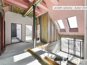 Pronájem ordinace, Praha - Vinoř, Mladoboleslavská, 97 m2