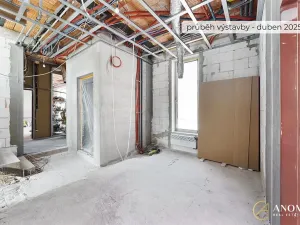 Pronájem ordinace, Praha - Vinoř, Mladoboleslavská, 305 m2