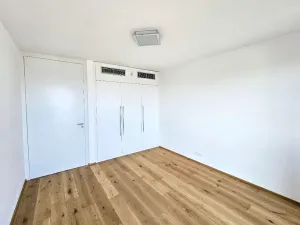 Pronájem bytu 3+kk, Praha - Smíchov, U Dívčích hradů, 123 m2