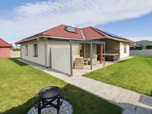 Prodej rodinného domu, Kaplice, Polní, 240 m2