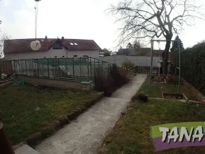 Prodej rodinného domu, Semčice, 300 m2