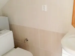 Pronájem pokoje, Praha - Zbraslav, U Malé řeky, 17 m2