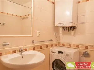 Pronájem bytu 1+kk, Praha, Kozácká, 30 m2