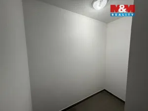 Pronájem bytu 2+kk, Hradec Králové, K Meteoru, 50 m2