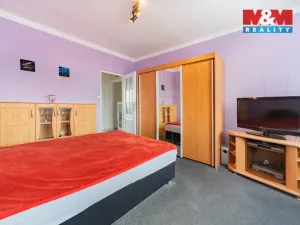 Prodej bytu 2+1, Cheb, Šeříková, 56 m2