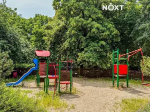 Prodej obchodního prostoru, Praha - Strašnice, Čestlická, 144 m2