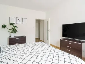 Pronájem bytu 3+1, Praha - Střešovice, Střešovická, 77 m2