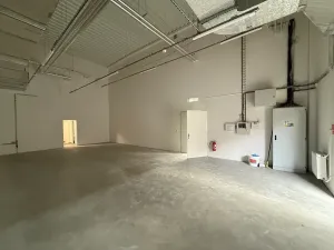 Pronájem obchodního prostoru, Cheb, Pražská, 615 m2