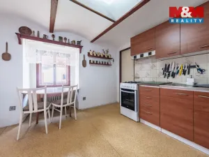 Prodej rodinného domu, Jankov - Holašovice, 250 m2