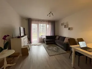 Pronájem bytu 2+kk, Praha - Hloubětín, Granitova, 56 m2