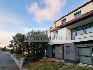 Prodej vícegeneračního domu, Černá v Pošumaví, 200 m2