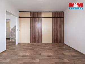 Prodej bytu 2+1, Milovice, Dukelská, 61 m2