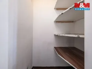 Prodej bytu 2+1, Milovice, Dukelská, 61 m2