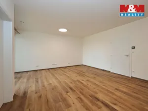 Pronájem bytu 2+1, Jihlava, Okružní, 67 m2