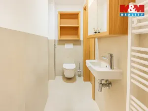 Prodej rodinného domu, Praha - Libuš, V Hrobech, 279 m2