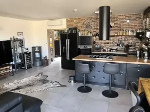 Prodej rodinného domu, Pomezí nad Ohří, 138 m2