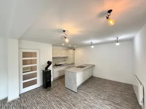 Pronájem rodinného domu, Vrané nad Vltavou, Lesní, 110 m2