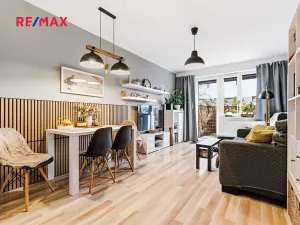 Prodej bytu 2+kk, Praha - Hostavice, U Hostavického potoka, 50 m2