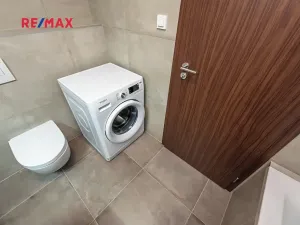 Pronájem bytu 2+kk, Praha - Modřany, Mezi vodami, 56 m2