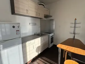 Pronájem bytu 1+kk, Praha - Libeň, V mezihoří, 35 m2