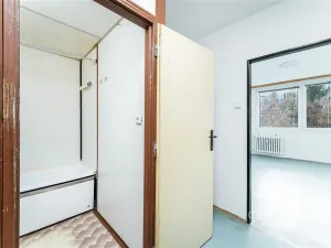 Prodej bytu 2+kk, Praha, Tatarkova, 42 m2