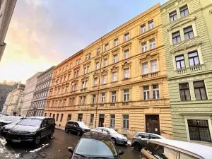 Prodej bytu 3+1, Praha - Malá Strana, Petřínská, 75 m2