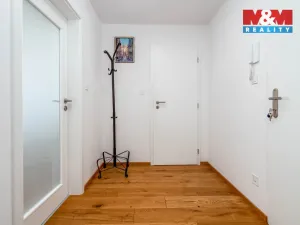 Prodej bytu 3+kk, Horoměřice, Karla IV., 76 m2