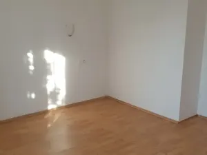 Pronájem bytu 2+kk, Novosedlice, Míru, 40 m2