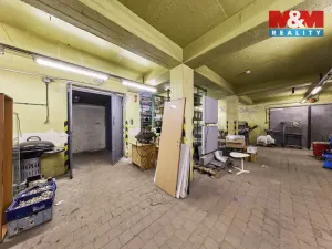 Prodej skladu, Trutnov - Horní Staré Město, 1667 m2
