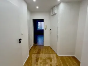 Pronájem bytu 2+kk, Praha - Smíchov, Křížová, 51 m2