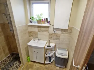 Pronájem obchodního prostoru, Horšovský Týn, Jindřicha Jindřicha, 27 m2