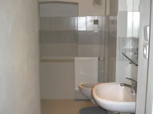 Pronájem bytu 1+1, Praha - Holešovice, Kamenická, 41 m2