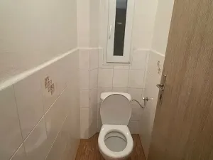Pronájem bytu 2+1, Praha - Libeň, Vacínova, 96 m2