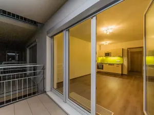 Pronájem bytu 1+kk, Praha - Horní Měcholupy, Mantovská, 36 m2