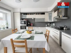 Prodej rodinného domu, Žďár - Žďárské Chalupy, 182 m2