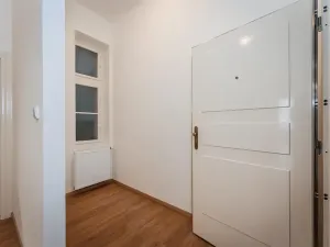 Pronájem bytu 2+kk, Praha - Nové Město, Lípová, 41 m2