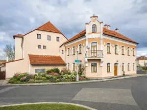 Prodej kanceláře, Mělník, Českolipská, 418 m2