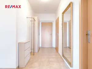 Pronájem bytu 3+kk, Jesenice, V Roháči I., 62 m2