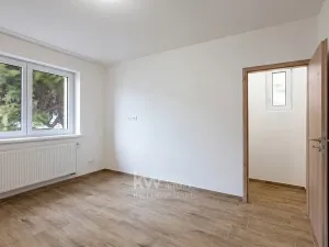 Pronájem bytu 2+kk, Praha - Chodov, Zakouřilova, 31 m2