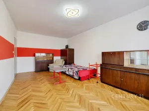 Prodej bytu 2+1, Aš, Hlavní, 59 m2