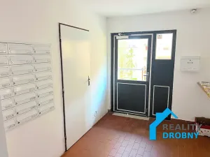 Pronájem bytu 2+kk, Děčín, B. Martinů, 42 m2