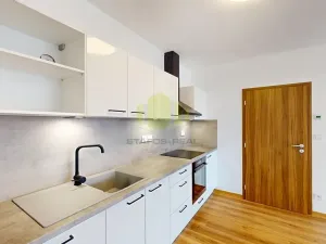 Pronájem bytu 2+kk, Olomouc, Topolová, 56 m2